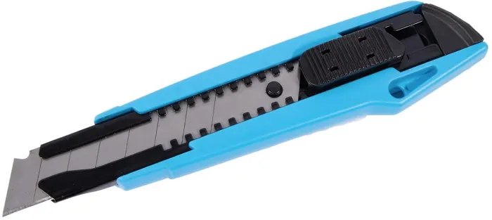 Snap-off retractable knife plastic-metal XT19128